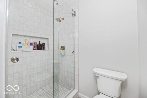 13815 Roswell Drive Carmel IN 46032
