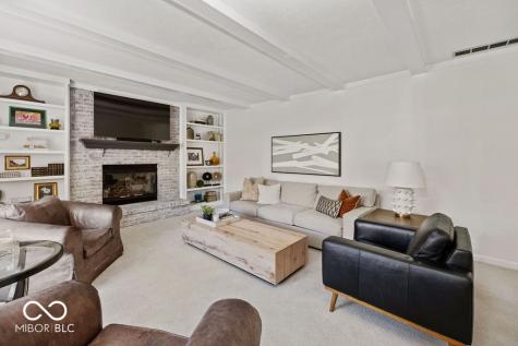 13815 Roswell Drive Carmel IN 46032
