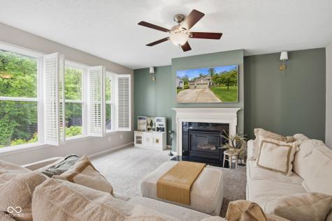 10371 Shades Court Indianapolis IN 46239
