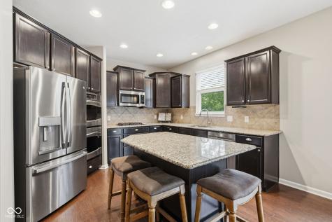 10371 Shades Court Indianapolis IN 46239
