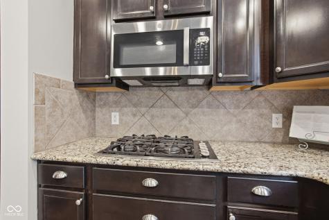10371 Shades Court Indianapolis IN 46239
