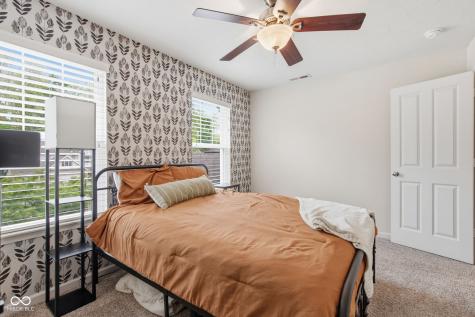 10371 Shades Court Indianapolis IN 46239