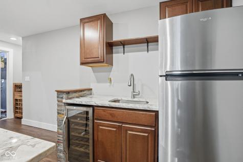 10371 Shades Court Indianapolis IN 46239
