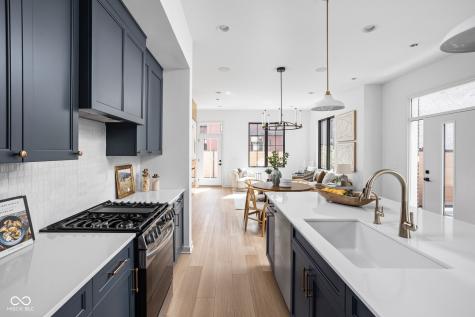1677 Ties Way Westfield IN 46074