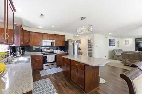 5241 Basin Park Drive Indianapolis IN 46239