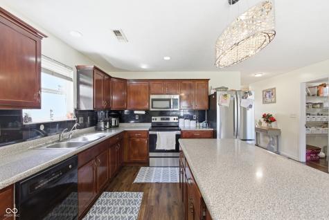 5241 Basin Park Drive Indianapolis IN 46239