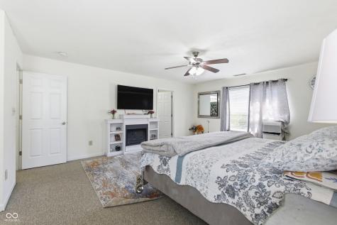 5241 Basin Park Drive Indianapolis IN 46239