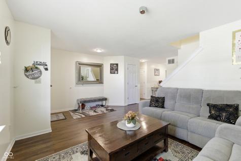 5241 Basin Park Drive Indianapolis IN 46239