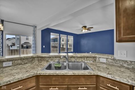2548 Shadow Bend Drive Columbus IN 47201