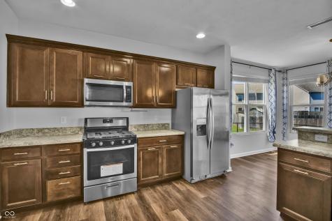 2548 Shadow Bend Drive Columbus IN 47201