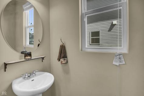 2548 Shadow Bend Drive Columbus IN 47201