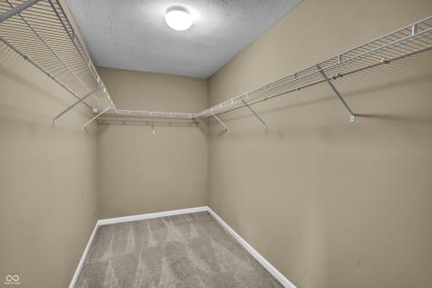 2548 Shadow Bend Drive Columbus IN 47201