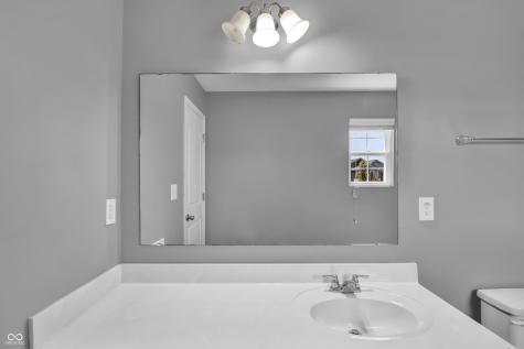 2548 Shadow Bend Drive Columbus IN 47201
