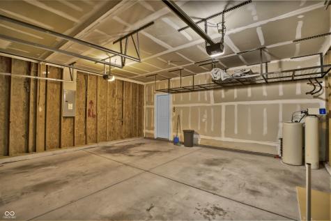 2548 Shadow Bend Drive Columbus IN 47201