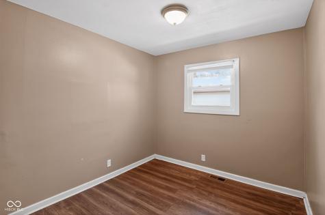 7324 North Drive Indianapolis IN 46226