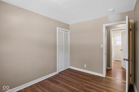 7324 North Drive Indianapolis IN 46226