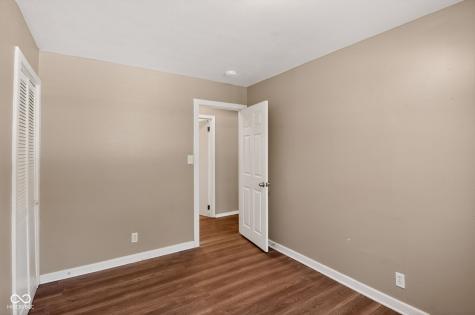 7324 North Drive Indianapolis IN 46226