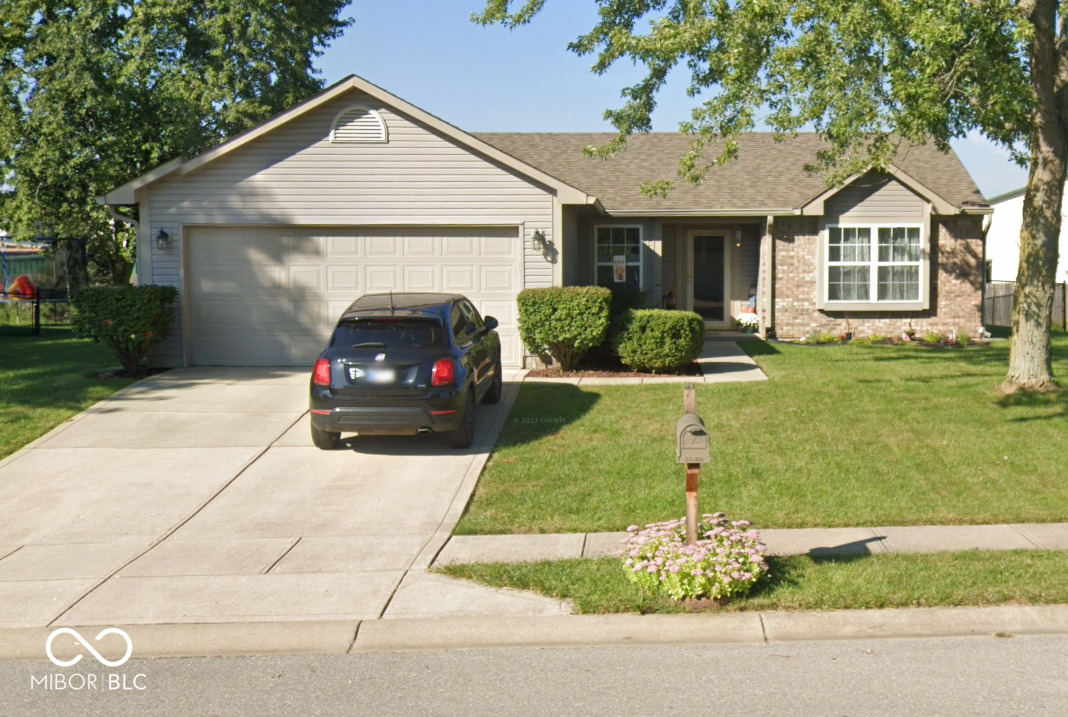 18 Meadow Creek E Boulevard Whiteland IN 46184