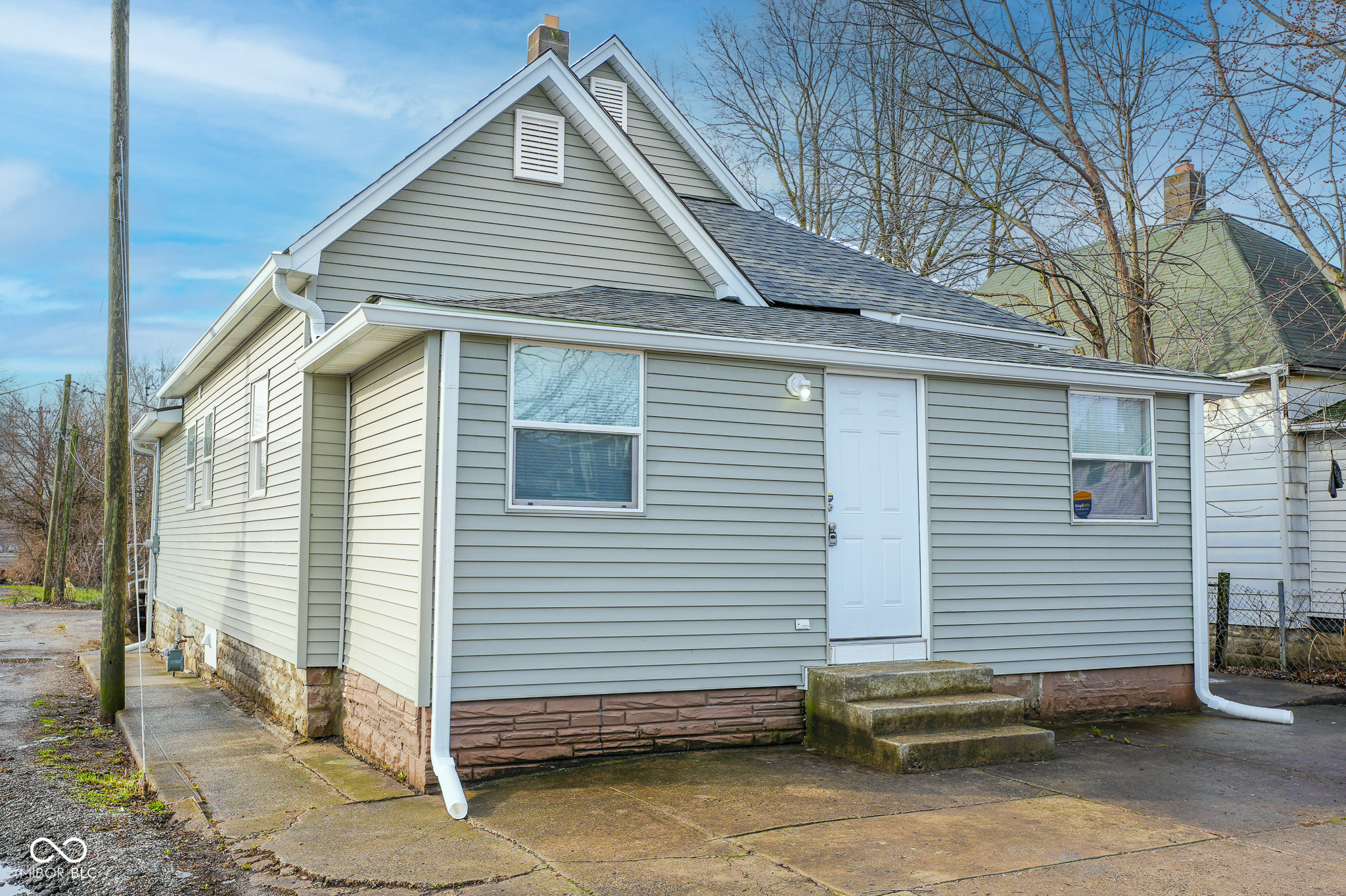 3515 E 10th Street Indianapolis IN 46201