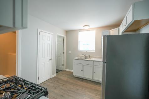 3515 E 10th Street Indianapolis IN 46201