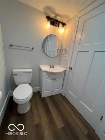 307 E Wall Street Advance IN 46102