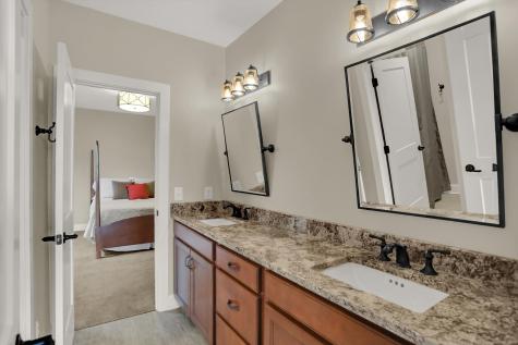661 Old Ashbury Road Westfield IN 46074