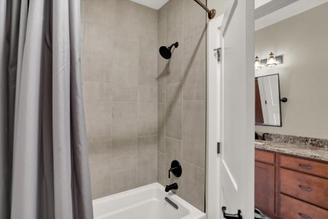 661 Old Ashbury Road Westfield IN 46074