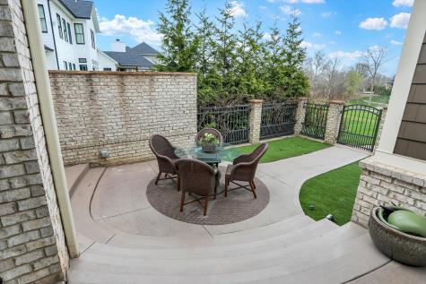 661 Old Ashbury Road Westfield IN 46074
