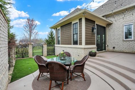 661 Old Ashbury Road Westfield IN 46074