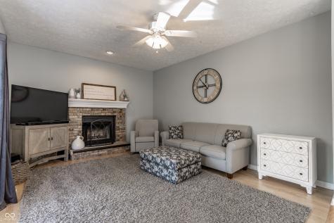 6931 Bluffgrove Circle Indianapolis IN 46278