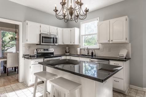 6931 Bluffgrove Circle Indianapolis IN 46278