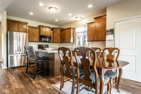 4772 Timberline Trail Whitestown IN 46075
