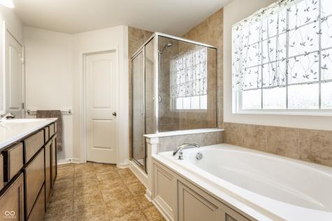 4772 Timberline Trail Whitestown IN 46075
