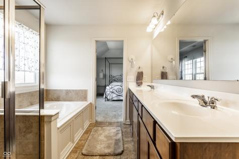 4772 Timberline Trail Whitestown IN 46075