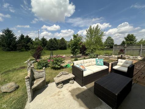 4772 Timberline Trail Whitestown IN 46075