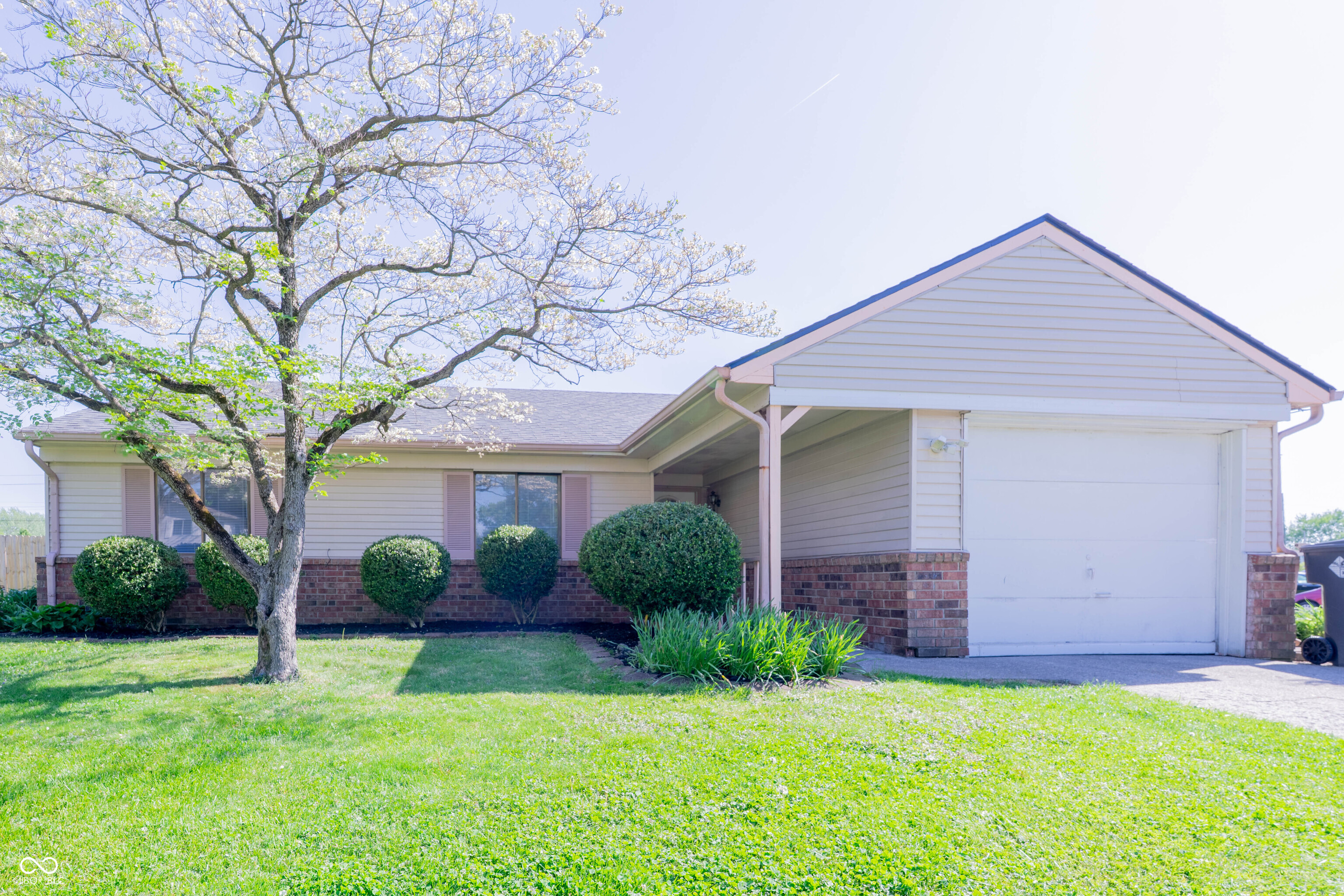 3533 Holly Circle Indianapolis IN 46227