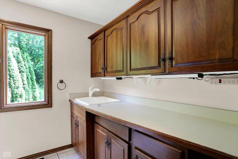 9015 Admirals Pointe Drive Indianapolis IN 46236