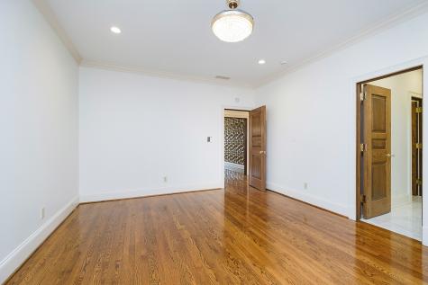 450 E Vermont Street Indianapolis IN 46202