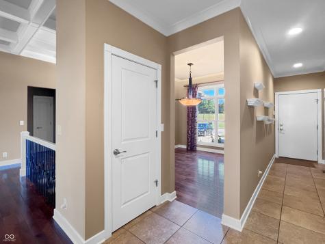 6105 Horizon Drive Columbus IN 47201