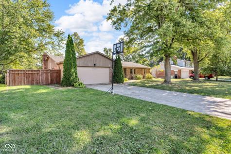 29 Robinwood Drive Brownsburg IN 46112