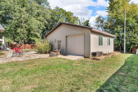 29 Robinwood Drive Brownsburg IN 46112