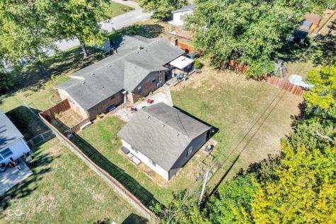 29 Robinwood Drive Brownsburg IN 46112