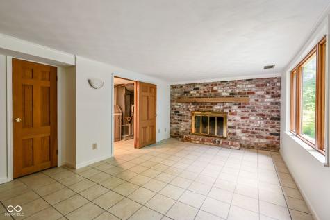 6631 Lee Road Indianapolis IN 46236