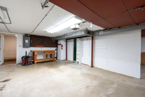 6631 Lee Road Indianapolis IN 46236