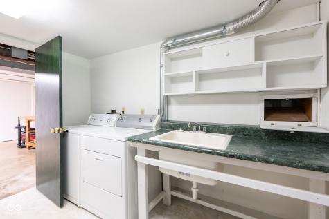 6631 Lee Road Indianapolis IN 46236