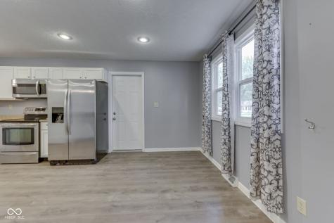 521 Elmhurst Place Whiteland IN 46184