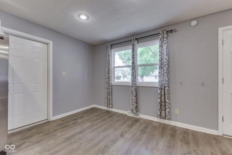 521 Elmhurst Place Whiteland IN 46184