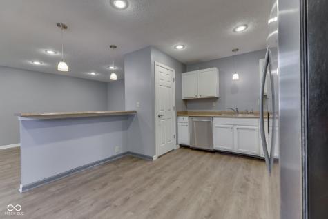 521 Elmhurst Place Whiteland IN 46184
