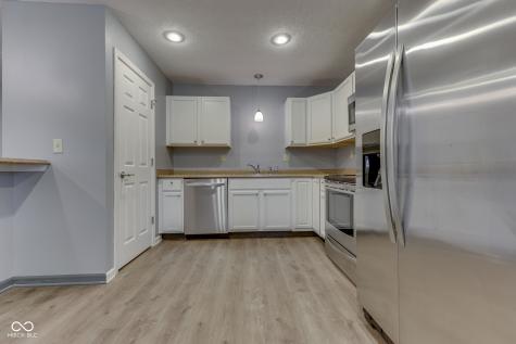 521 Elmhurst Place Whiteland IN 46184