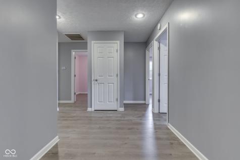 521 Elmhurst Place Whiteland IN 46184